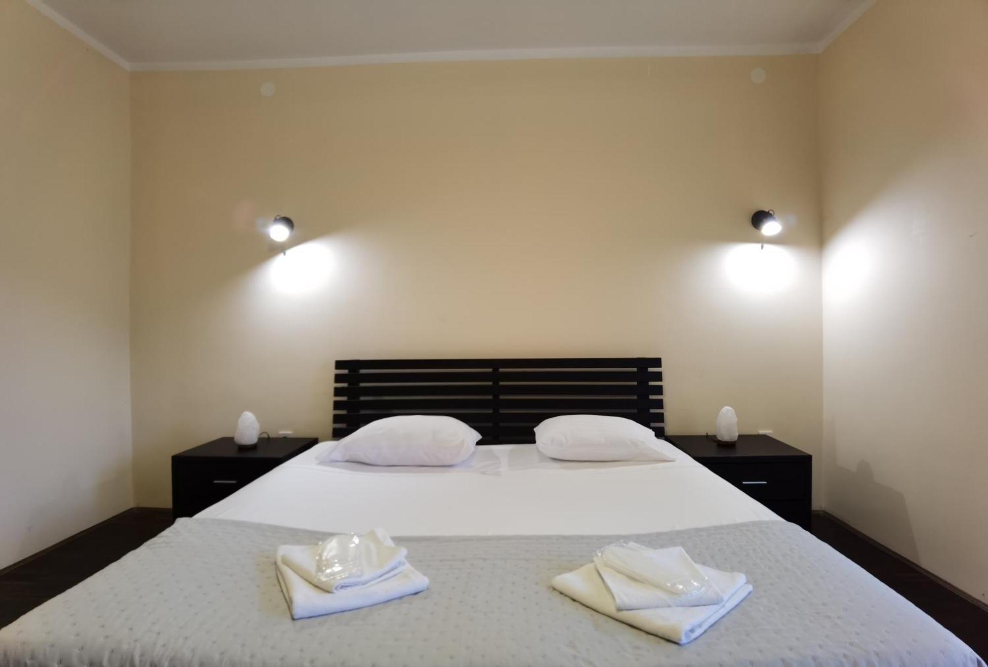 Luxury Room Uzorita B&B Σίμπενικ Εξωτερικό φωτογραφία